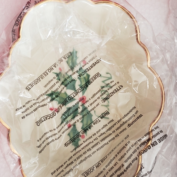 Lenox small  oval fluted dish - Picture 2 of 4